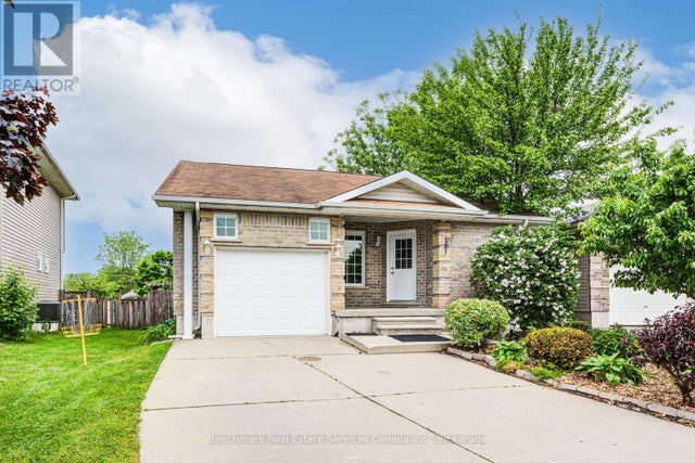 10 Tara Court, Aylmer