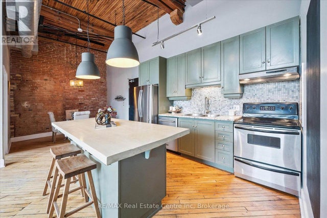 122 - 26 Ontario Street, Guelph (st. Patrick's Ward)