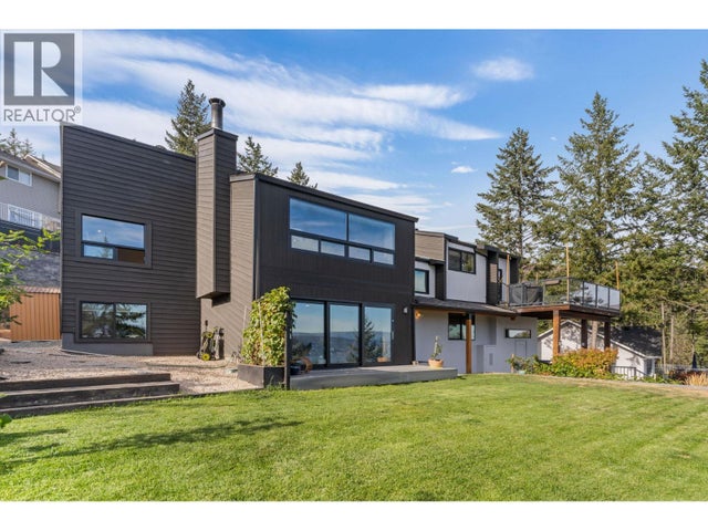 1632 Griffiths Place, West Kelowna