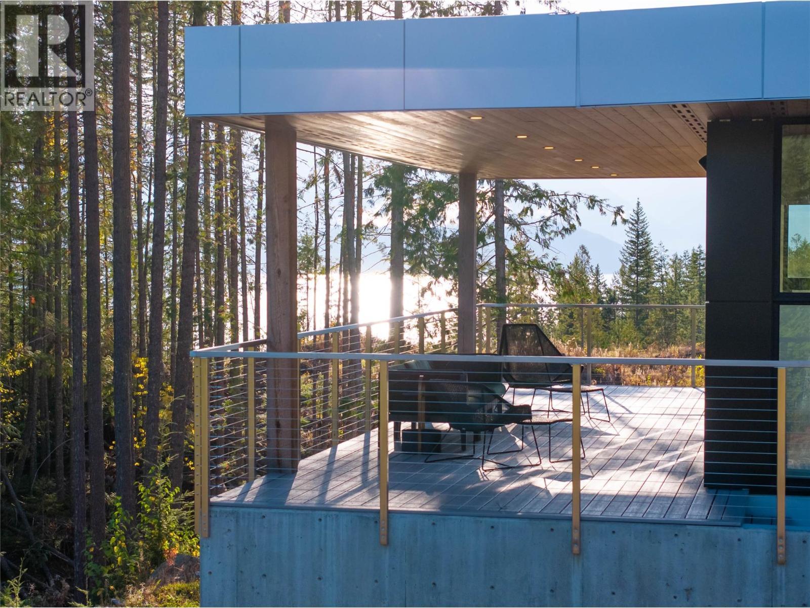 1950 Sidmouth Road. Revelstoke, British Columbia