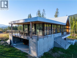 1950 Sidmouth Road. Revelstoke, British Columbia