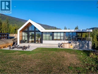 1950 Sidmouth Road. Revelstoke, British Columbia