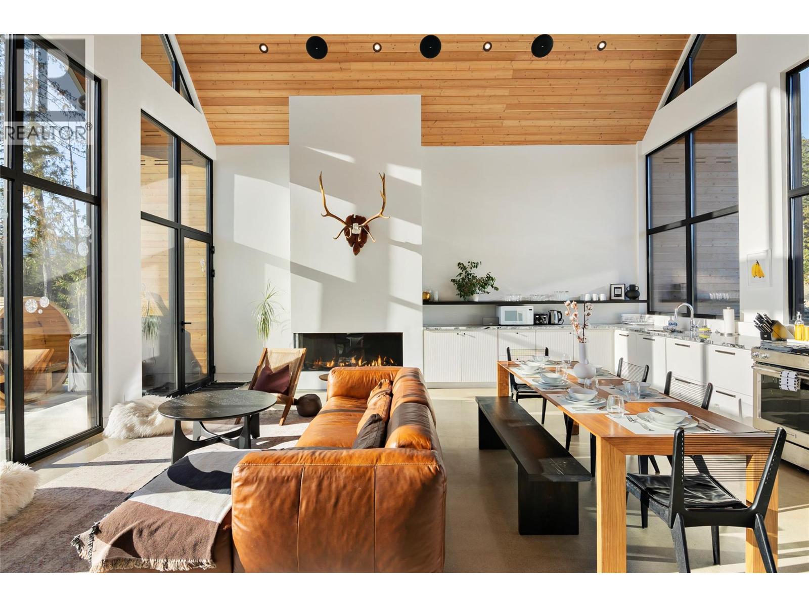 1950 Sidmouth Road. Revelstoke, British Columbia