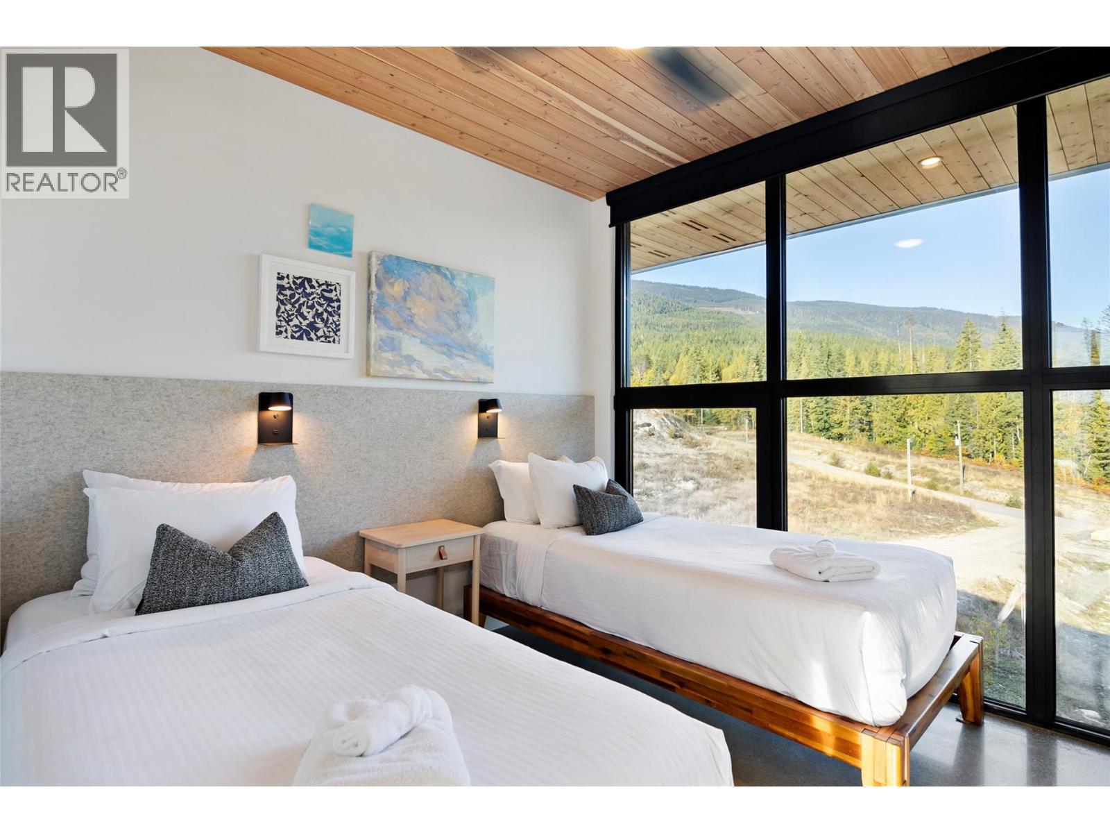 1950 Sidmouth Road. Revelstoke, British Columbia