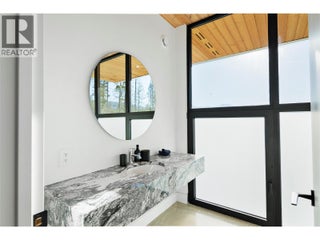 1950 Sidmouth Road. Revelstoke, British Columbia