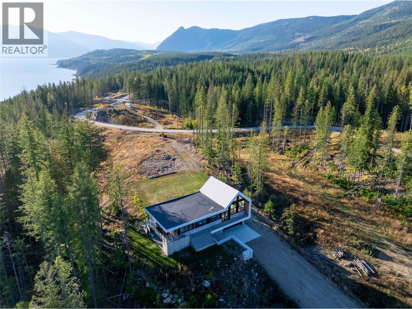 1950 Sidmouth Road. Revelstoke, British Columbia