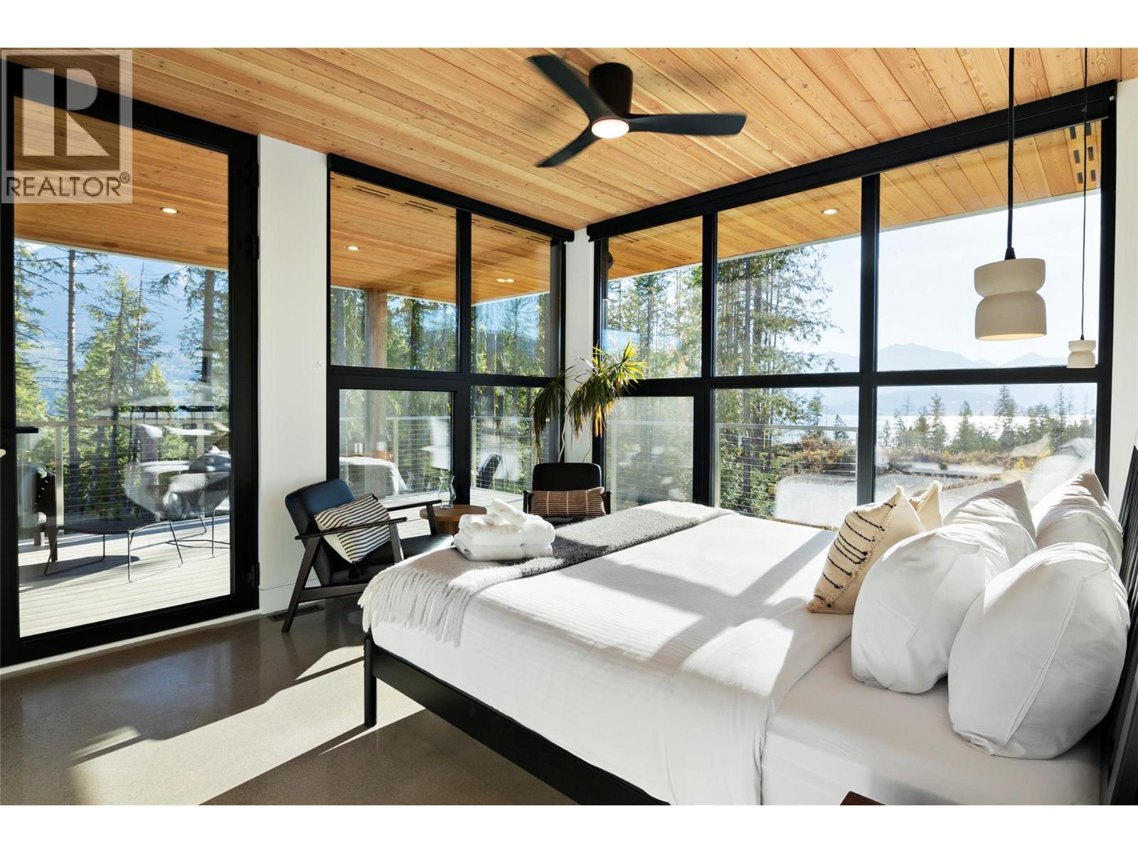 1950 Sidmouth Road. Revelstoke, British Columbia