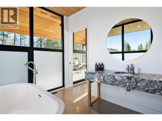 1950 Sidmouth Road. Revelstoke, British Columbia