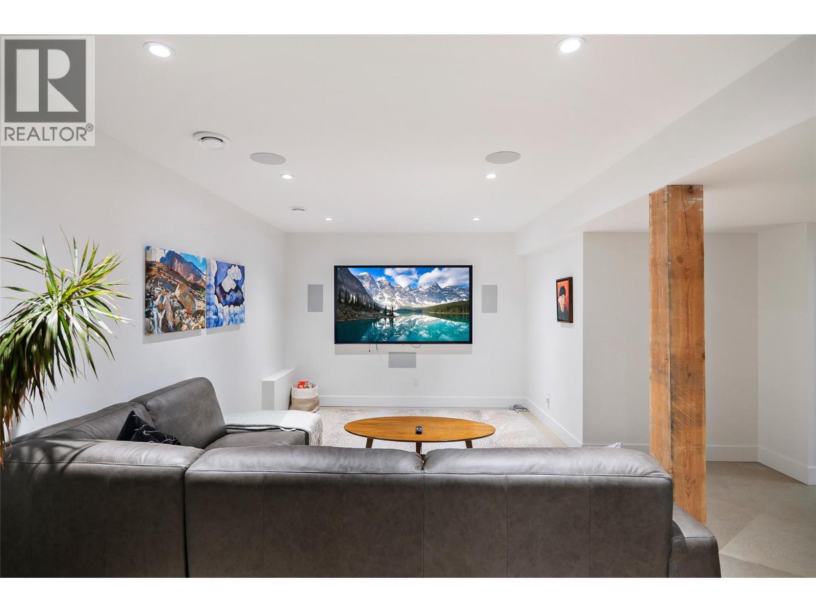 1950 Sidmouth Road. Revelstoke, British Columbia