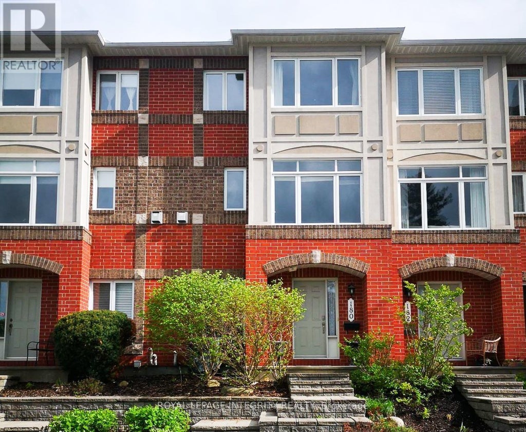 180 Clearview Avenue, Ottawa