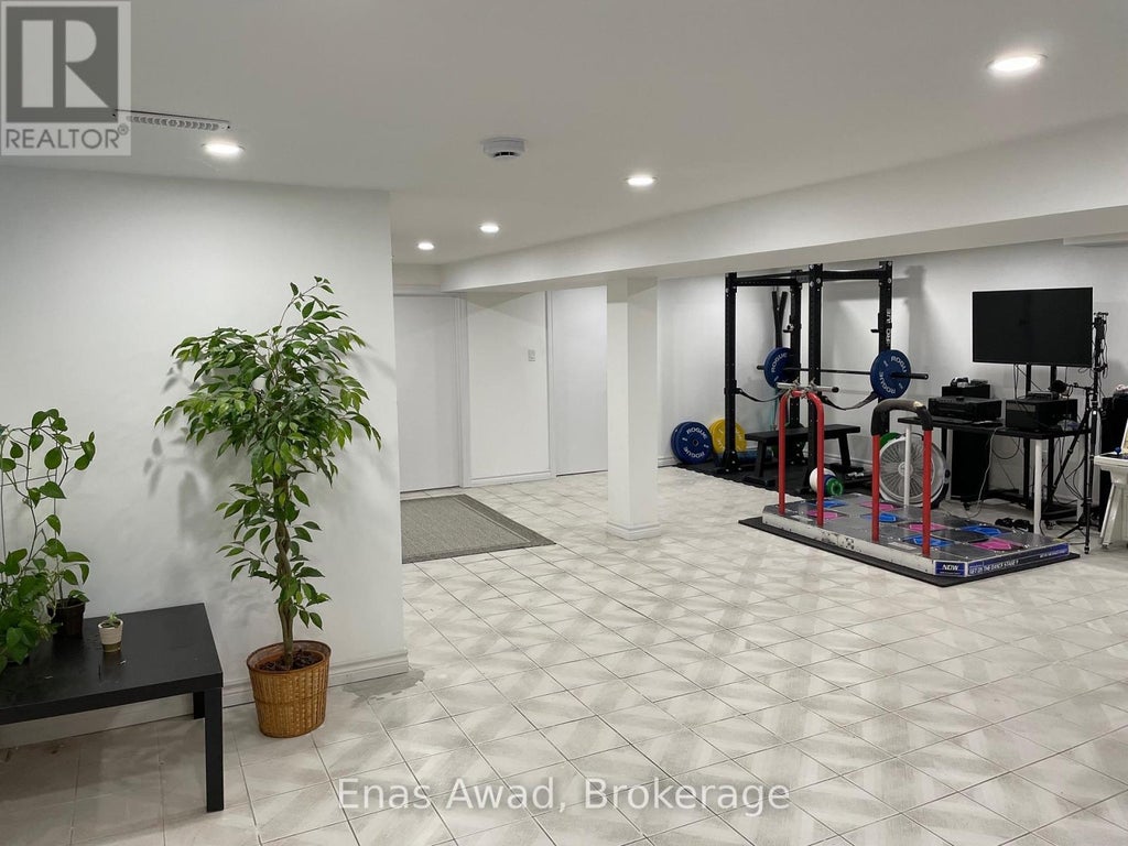 312 Strathmore Boulevard, Toronto (danforth)