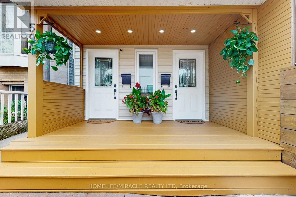 590 Jones Avenue, Toronto (blake-Jones)