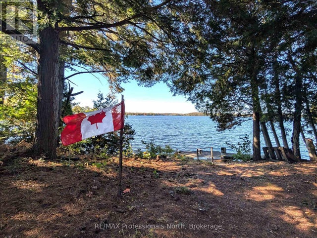 40 Centre Road, Parry Sound Remote Area (lount)