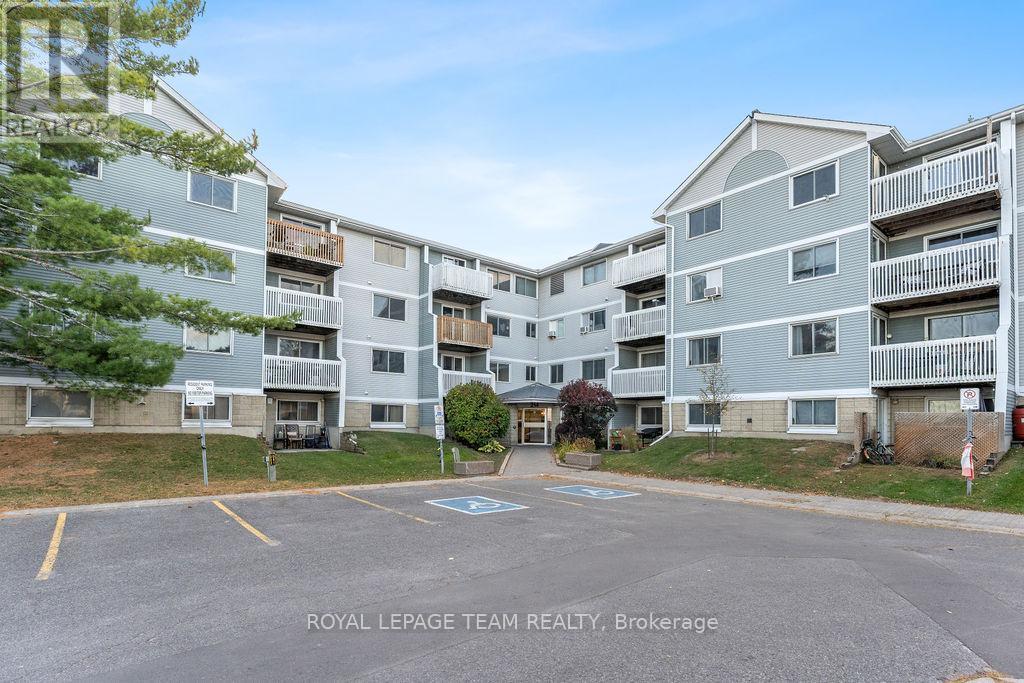 417 - 214 Viewmount Drive, Ottawa