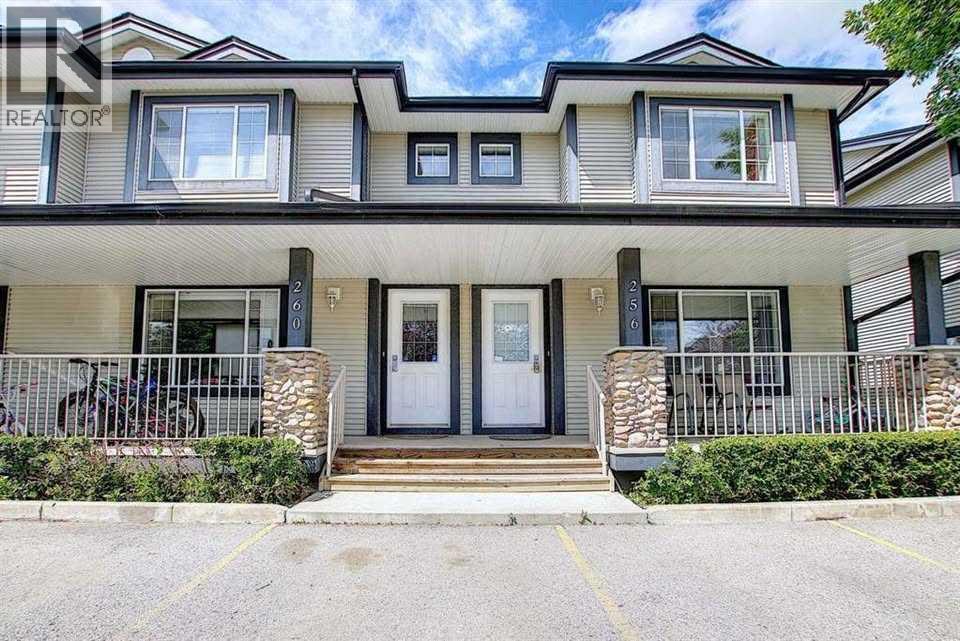 260 Stonemere Place, Chestermere