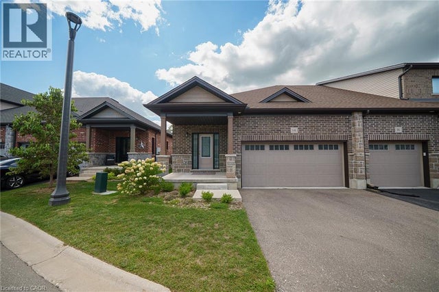 14 Tamarack Way, Simcoe