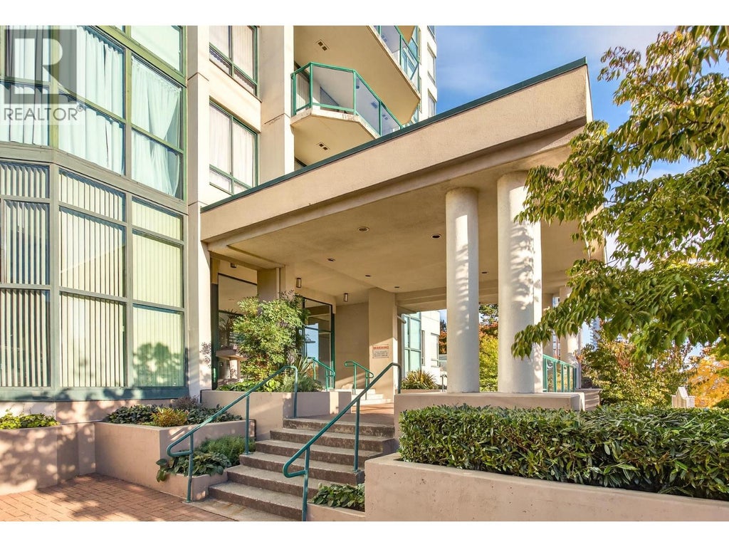 706 121 Tenth Street, New Westminster