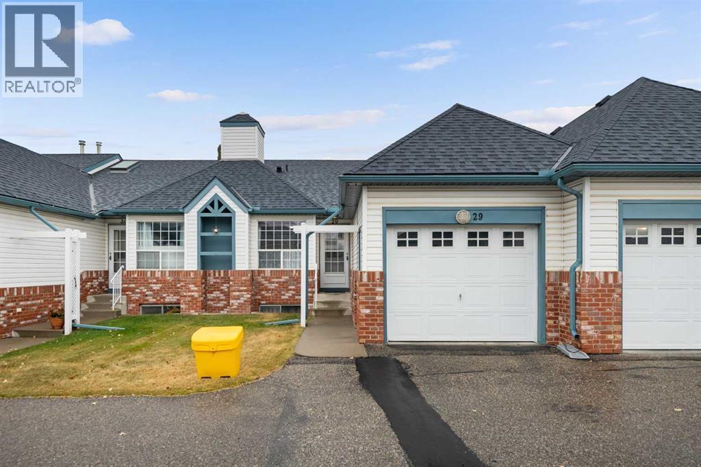 29, 12 Woodside Rise Nw, Airdrie