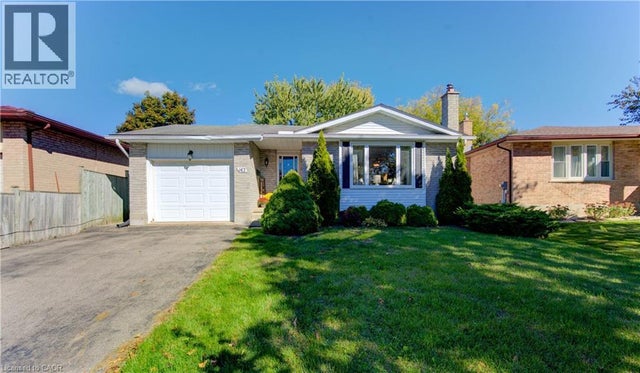 143 Clearwater Crescent, Waterloo