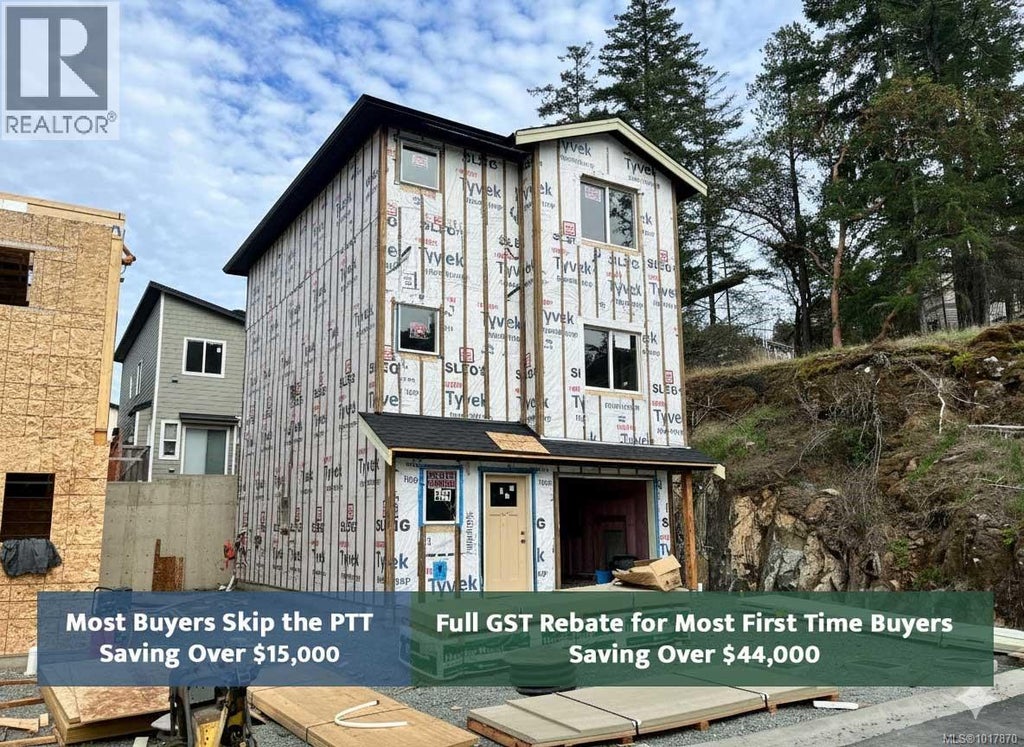 925 Rosefinch Place, Langford