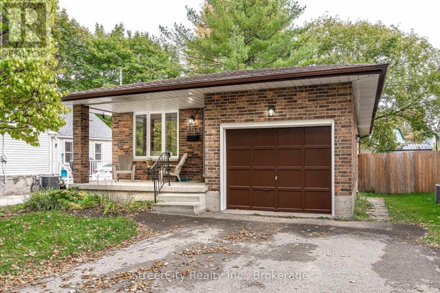 525 Albert Street, Stratford