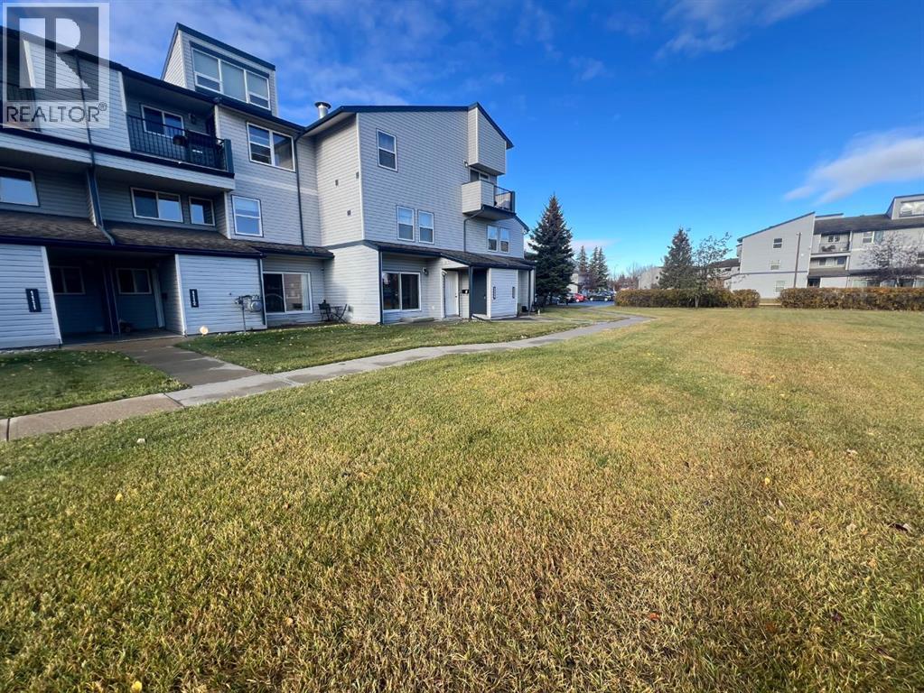 1114, 7201 Poplar Drive, Grande Prairie