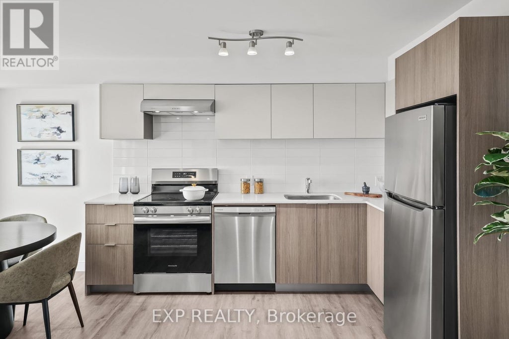 411 - 100 Manett Crescent, Brampton (brampton West)