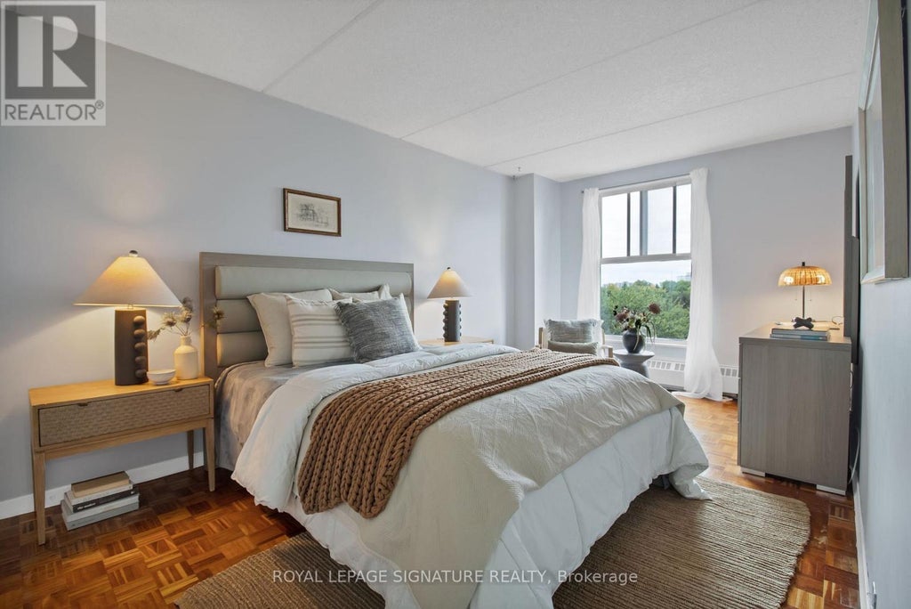 802 - 2 Glamorgan Avenue, Toronto (dorset Park)