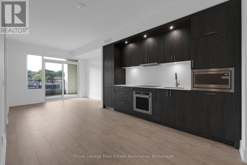 312 - 259 The Kingsway, Toronto (edenbridge-Humber Valley)