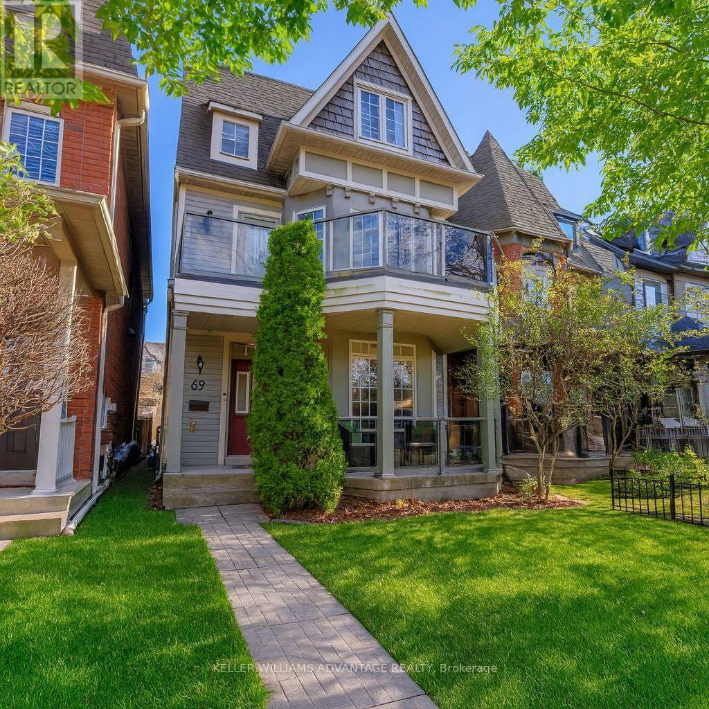 69 Boardwalk Drive, Toronto (the Beaches)