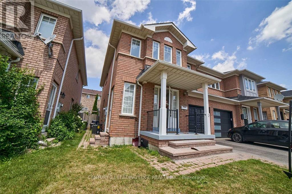 16 Windom Road, Toronto (flemingdon Park)