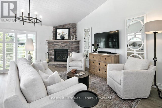 16 - 83 Victoria Street, Meaford