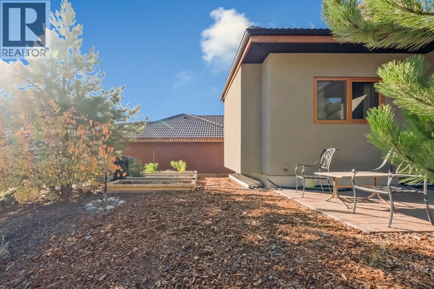 6709 Victoria Road S Unit# 6. Summerland, British Columbia