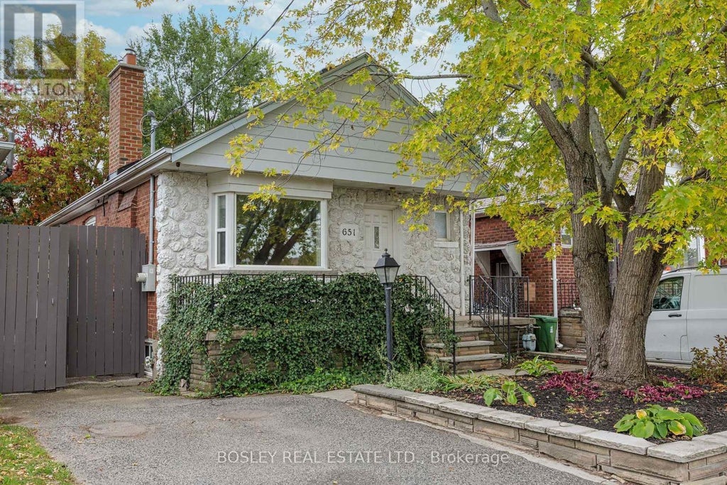 651 Cosburn Avenue, Toronto (danforth Village-East York)