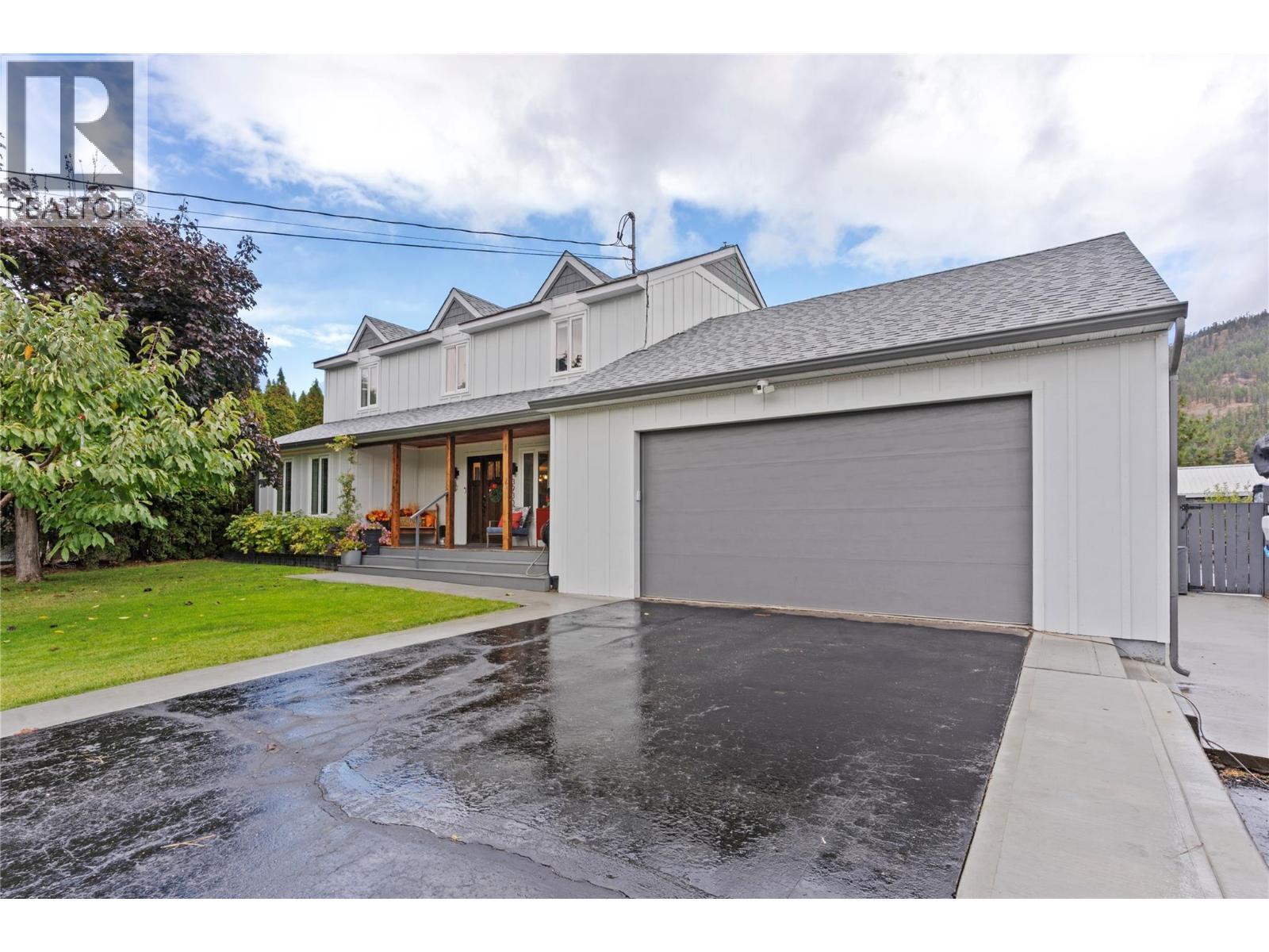 3930 Dryden Road. Peachland, British Columbia