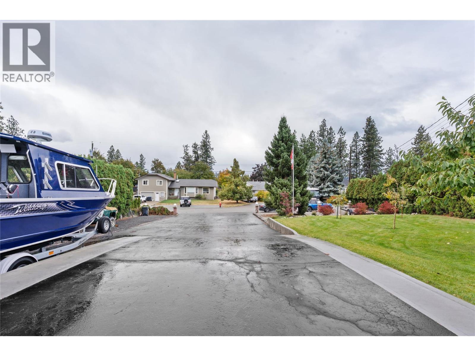 3930 Dryden Road. Peachland, British Columbia