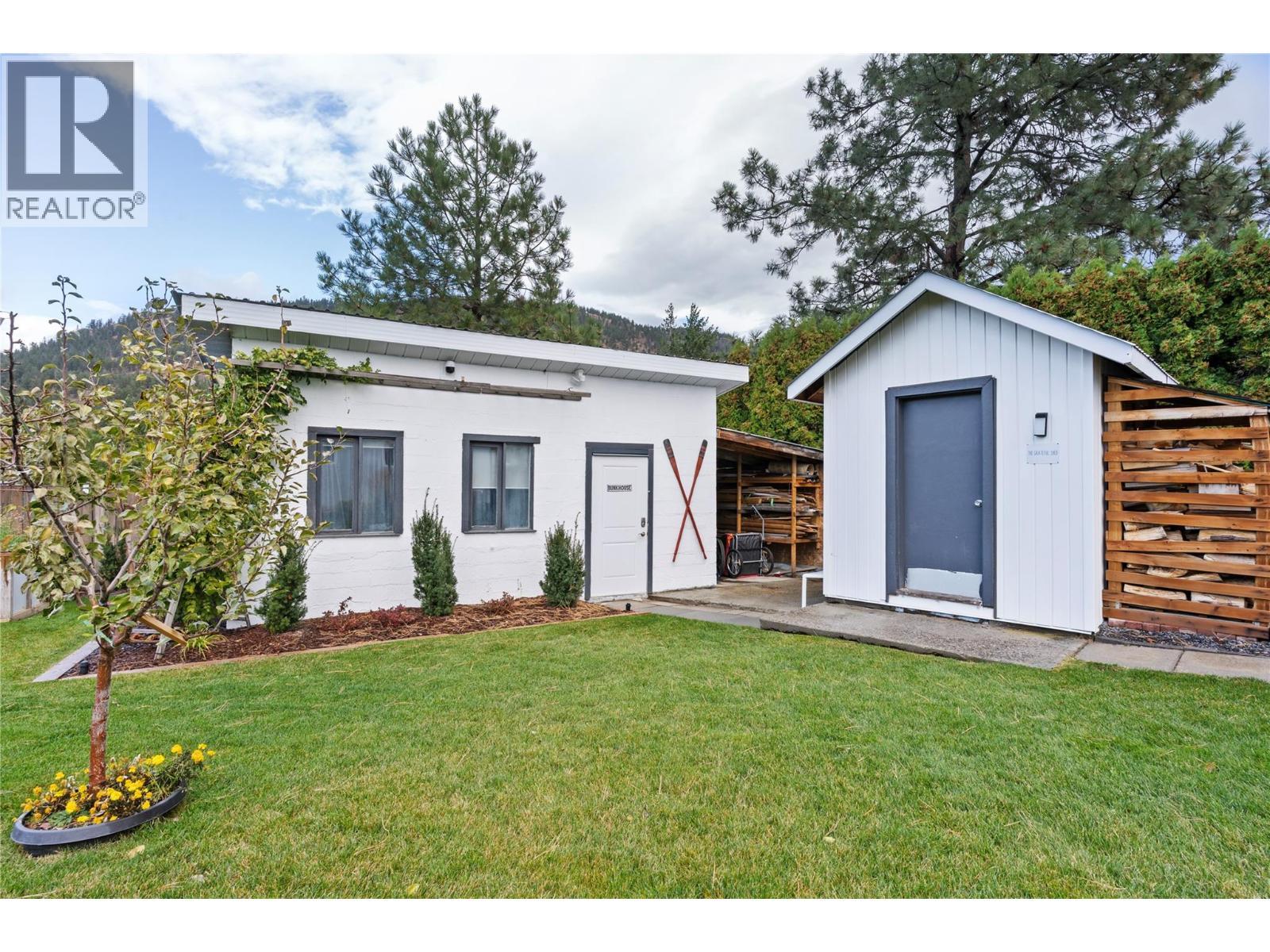 3930 Dryden Road. Peachland, British Columbia