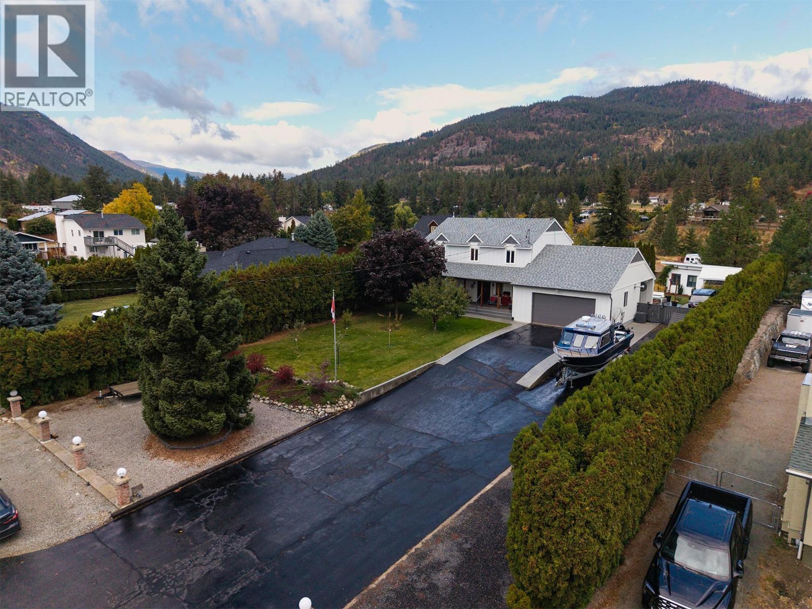 3930 Dryden Road. Peachland, British Columbia