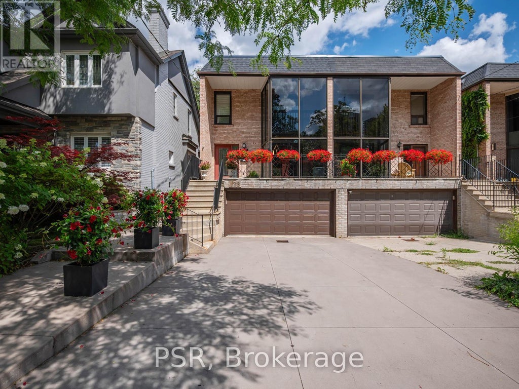 128 Street Clements Avenue, Toronto (yonge-Eglinton)