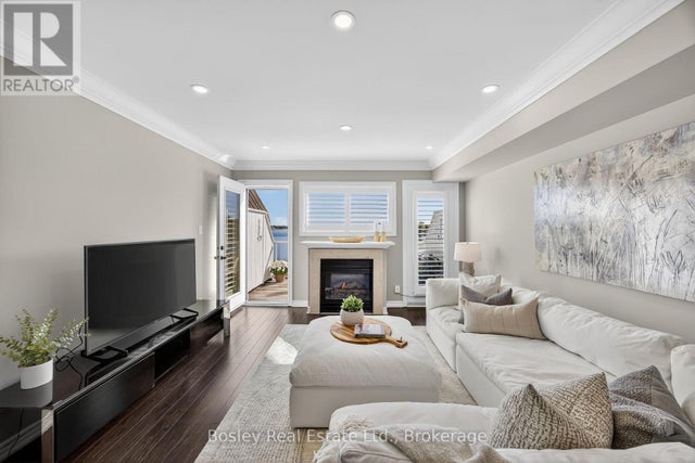 59 Cranberry Surf, Collingwood