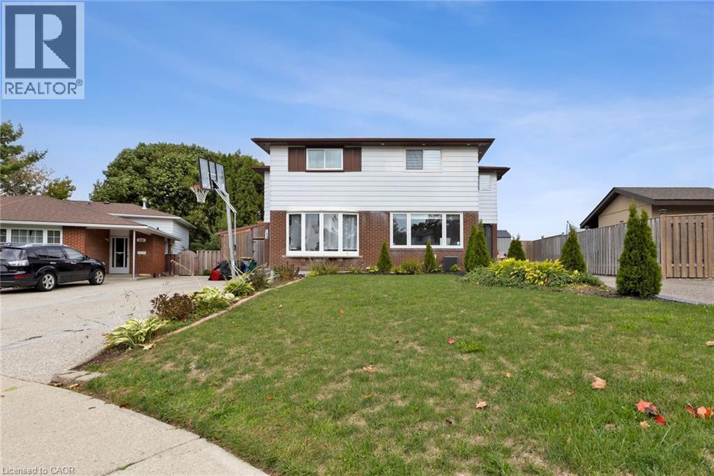 122 Mooregate Crescent, Kitchener