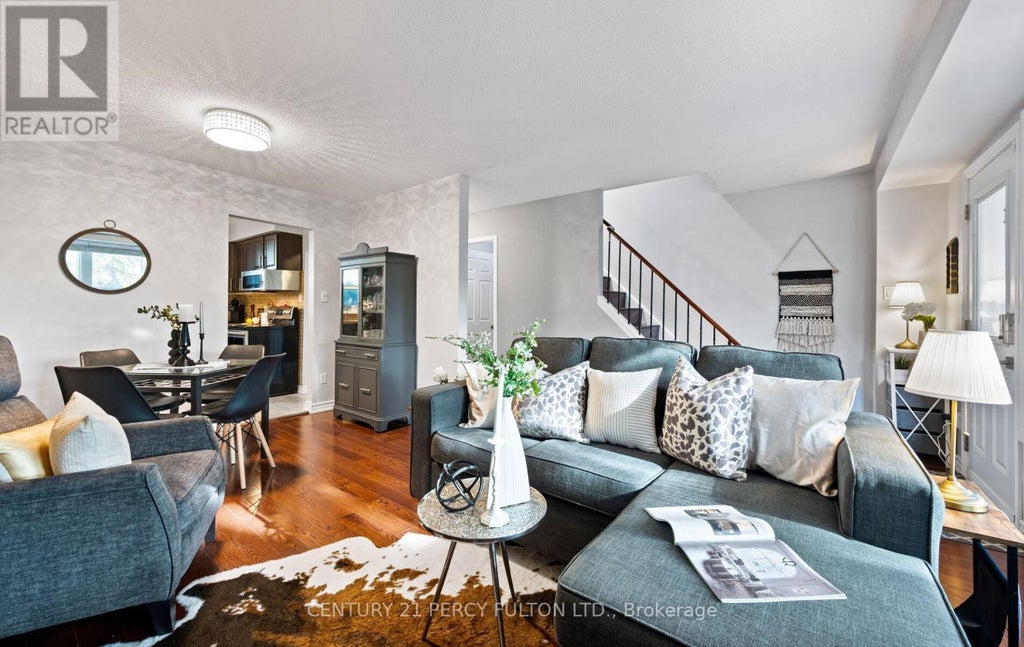 111 - 57 Golden Appleway, Toronto (parkwoods-Donalda)