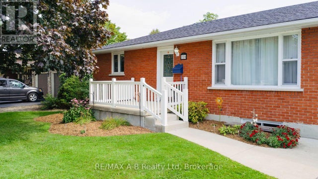 221 Coulton Drive, West Perth (mitchell)