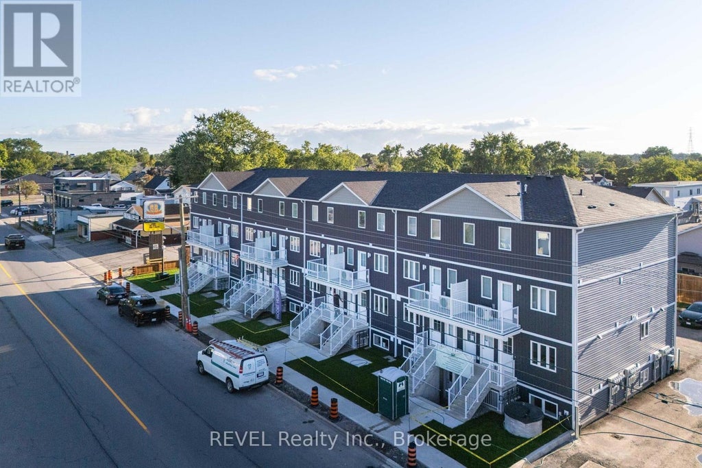 34 - 35 Southworth Street N, Welland (lincoln/crowland)