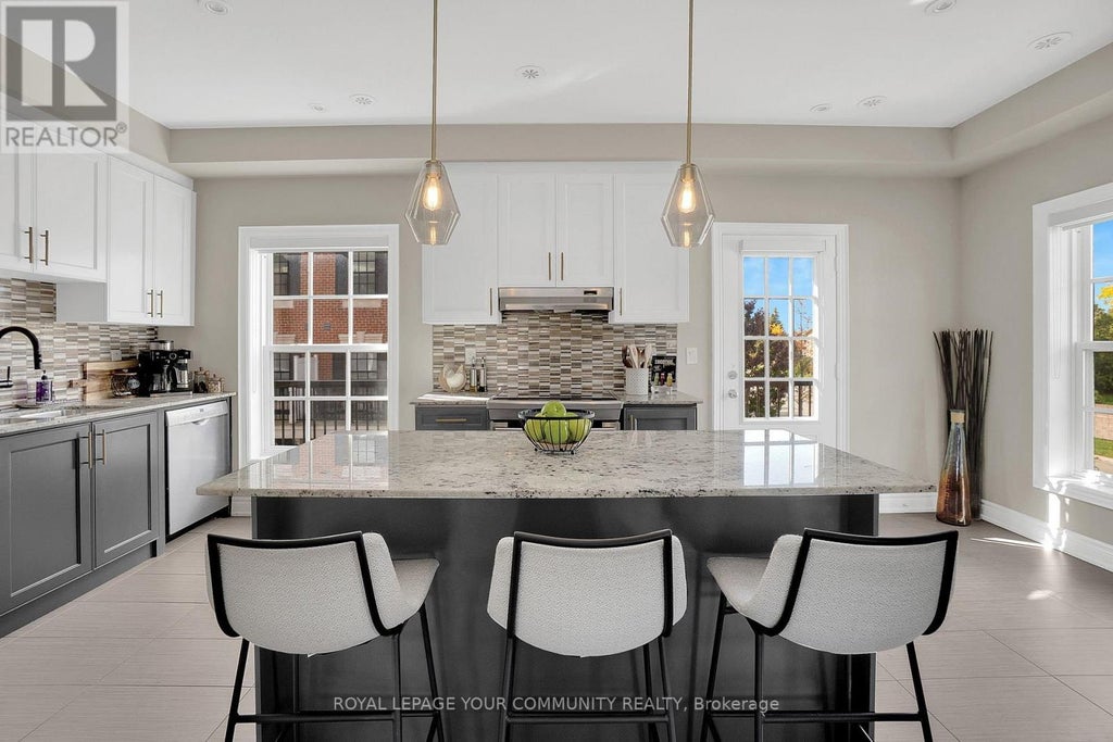 8 - 10060 Keele Street, Vaughan (maple)