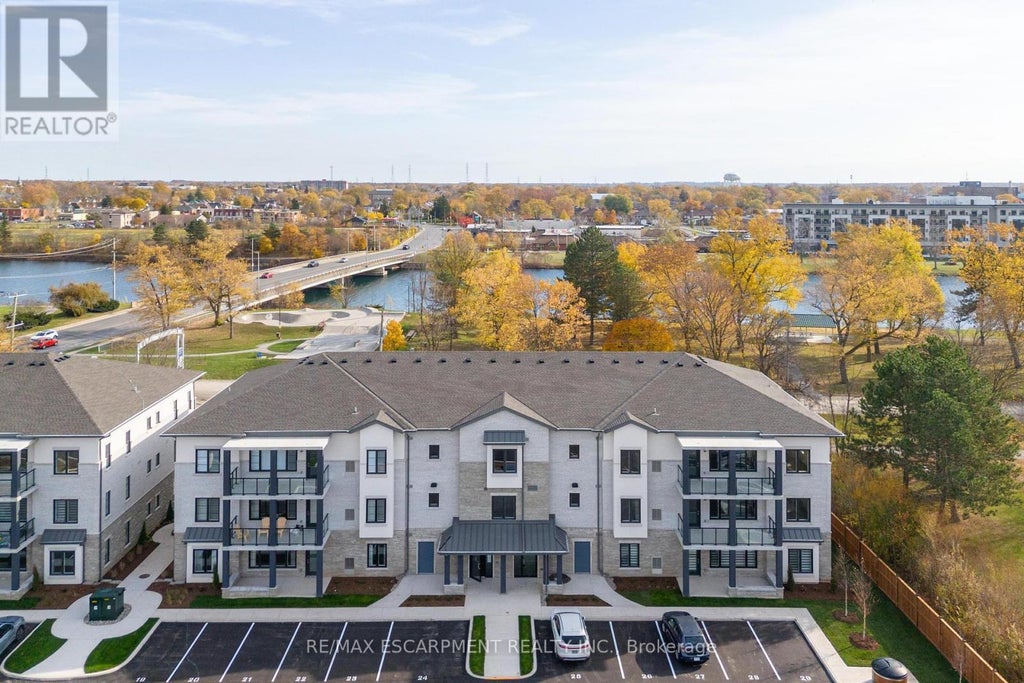 209 - 123 Lincoln Street, Welland (broadway)