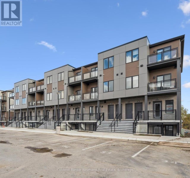 41 - 940 St. David Street N, Centre Wellington (fergus)