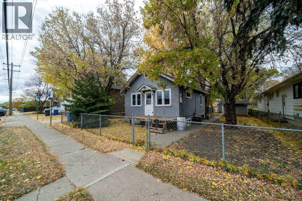 619 Industrial Avenue Se, Medicine Hat