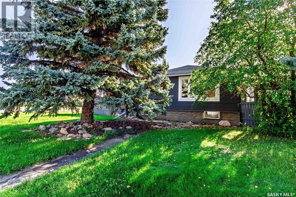 235 4th Street, Plunkett