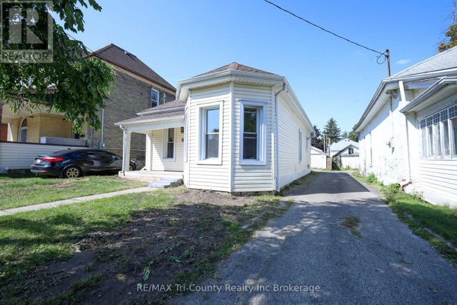 8 Erie Street, St. Thomas